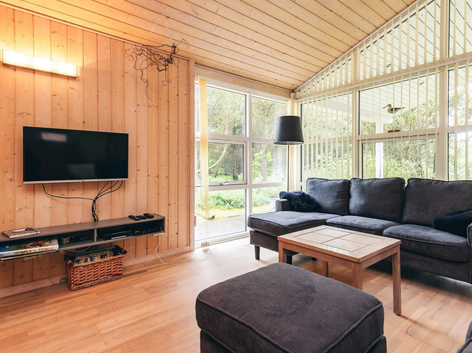 Others 3, Spacious Holiday Home in Fjerritslev near Beach, Jammerbugt