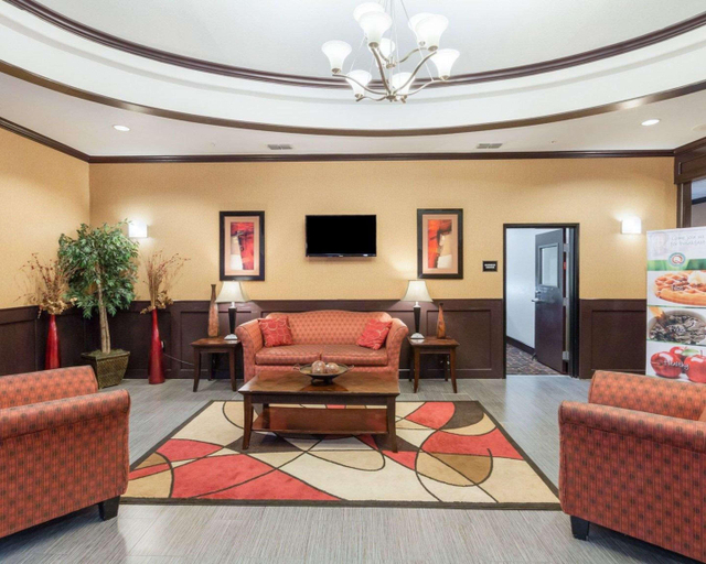Public Area 3, Quality Inn & Suites Groesbeck North, Limestone