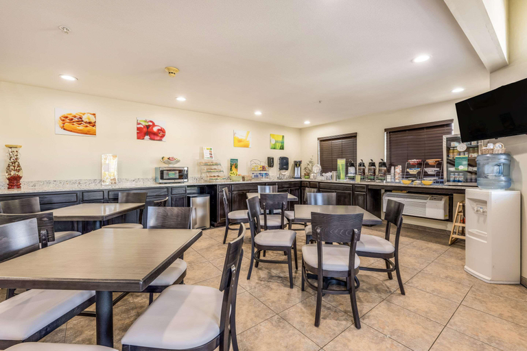 Food & Drinks 5, Quality Inn Cle Elum/Ellensburg, Kittitas