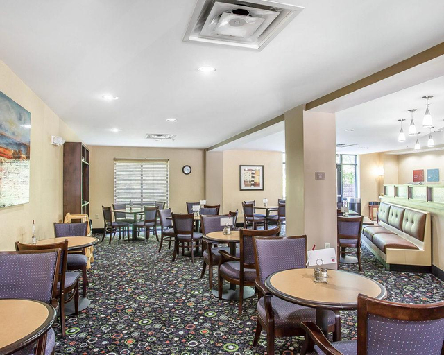 Food & Drinks 5, Comfort Suites Nashville Manchester, Coffee