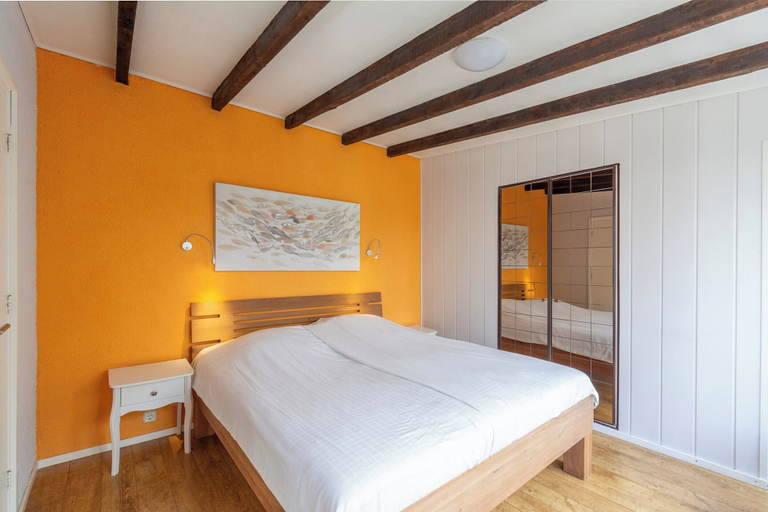 Room 5, Bungalow in Sint Maartenszee near Dunes, Zijpe