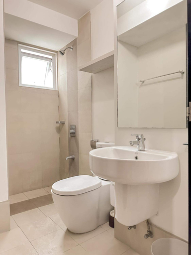 Others 5, Abreeza Place Studio Unit (WiFi and NetFlix), Davao City