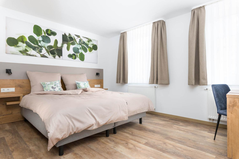 Bedroom 3, Hotel zur Traube, Neustadt an der Aisch-Bad Windsheim