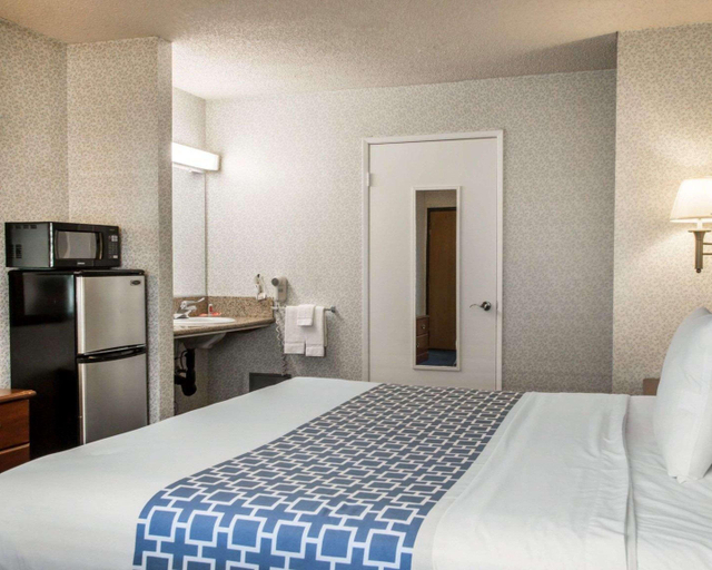 Bedroom 2, Econo Lodge Moreno Valley, Riverside