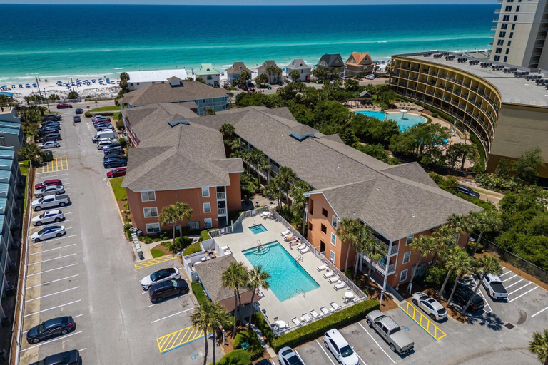 Others 1, Gulfview II 306, Walton