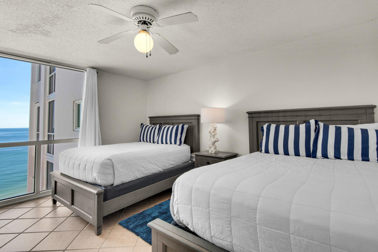 Bedroom, Shoreline Towers 2115, Okaloosa