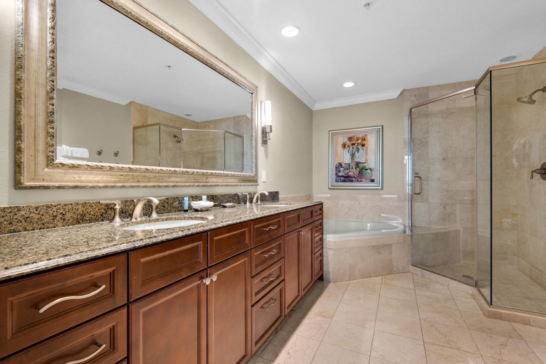Bathroom 3, Emerald Grande W928, Okaloosa