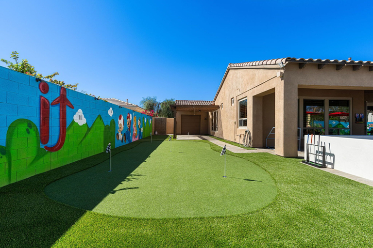 Exterior & Views 2, Super Mario Retreat Dream Getaway, Riverside