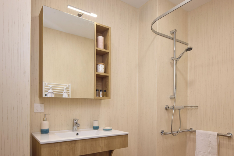 Bathroom 4, Quality Aparthotel Mont-de-Marsan, Landes