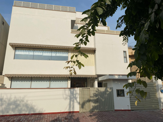3, Maati Spaces, Lahore
