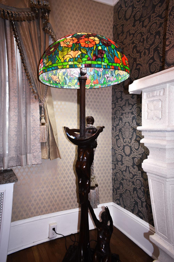 Others 3, Chateau Connellsville Victorian Era Suite, Fayette