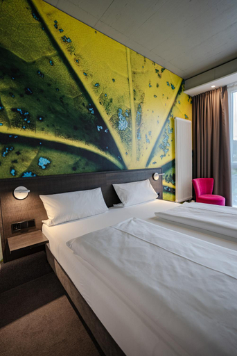 Bedroom 2, qubixx stadtmittehotel, Schwäbisch Hall
