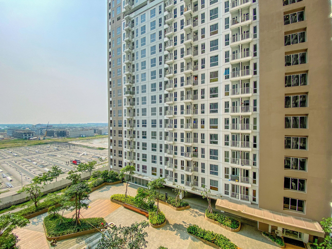 Exterior & Views 2, Homey and Comfort Stay Studio Tokyo Riverside PIK 2 Apartment, Tangerang