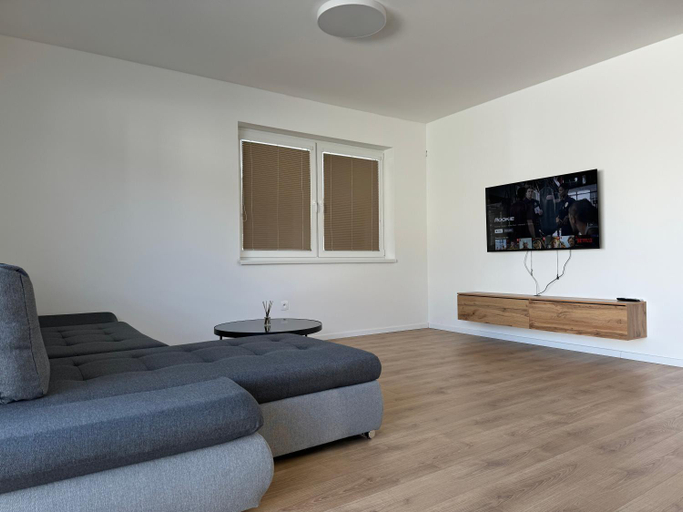 3, 33 Apartments, Dunajská Streda