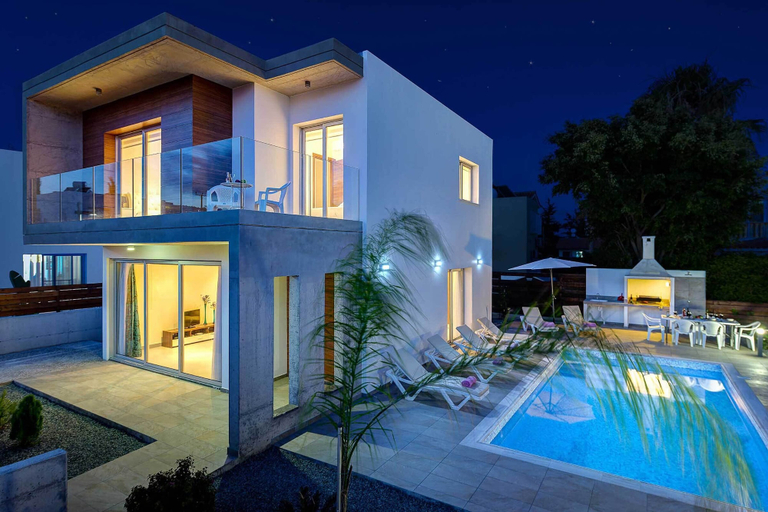 Others 4, Villa Coral Bay