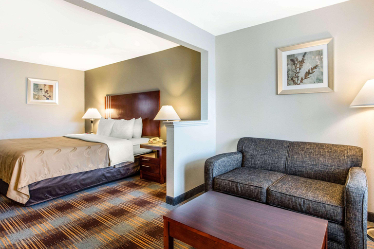 Bedroom 3, Quality Inn Memphis Airport, Shelby