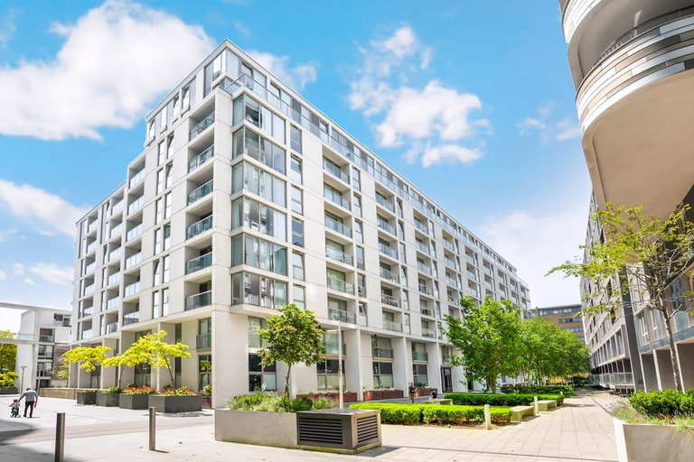 Exterior & Views, Panoramic London: 3-Bed City Oasis, London