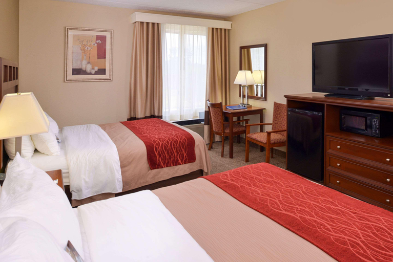 Bedroom 4, Comfort Inn Dickson, Dickson
