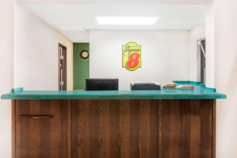 Public Area 2, Super 8 by Wyndham Conway, Faulkner