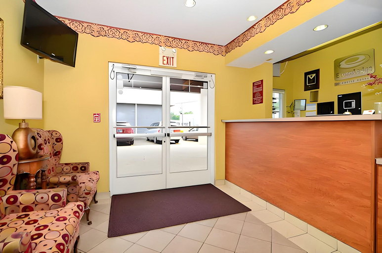 Public Area 2, Econo Lodge Louisville Airport, Jefferson