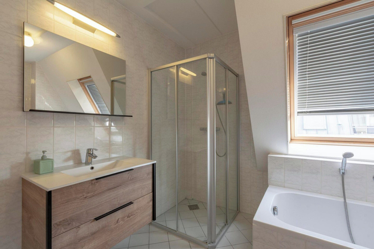 Bathroom 3, Elegant Penthouse With Patio, Zijpe