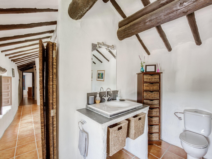Bathroom 2, Villa in Montefrio near Iznajar Lake, Granada