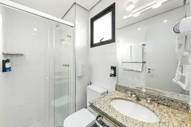 Bathroom 5, Slaviero Sao Paulo Ibirapuera, São Paulo