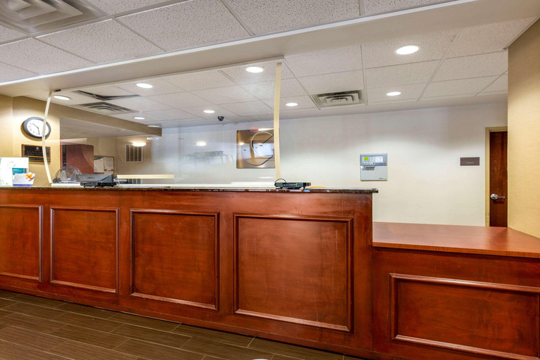 Public Area 2, Comfort Inn & Suites Cambridge, Dorchester