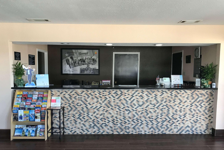 Public Area 2, Super 8 by Wyndham Terrell, Kaufman