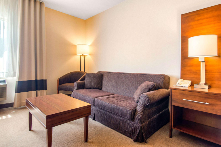 Bedroom 3, Comfort Inn & Suites Shawinigan, Le Centre-de-la-Mauricie