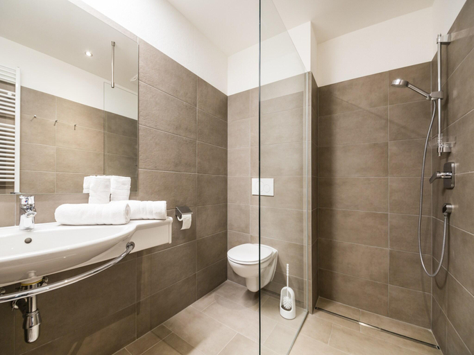 Bathroom 2, Apartment in Kleinarl near Ski Lift, Sankt Johann im Pongau