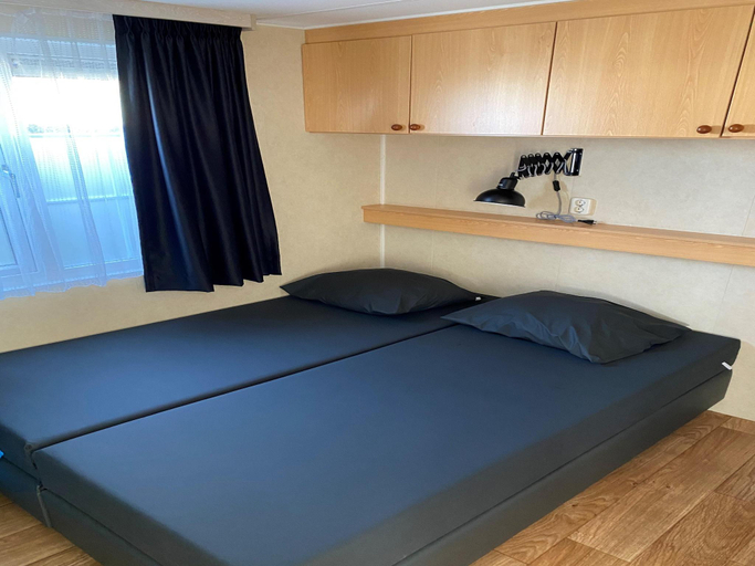 Bedroom 2, Chalet in Duinhoeve with Van Gogh Style, Tilburg