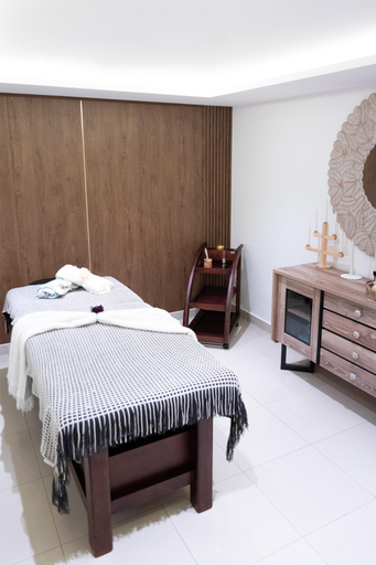 Bedroom 4, Levatio Suites Muscat, a member of Radisson Individuals, Bausher