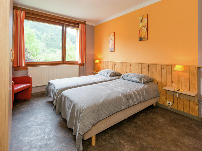 Bedroom 4, Stay with Pool, Malmedy, Liège