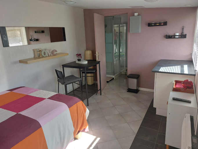 Bedroom 2, Aloha, Val-de-Marne