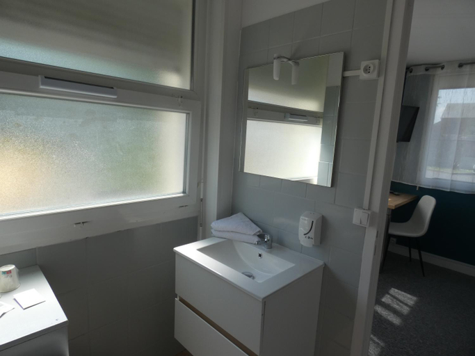 Bathroom, Hotel de France, Calvados