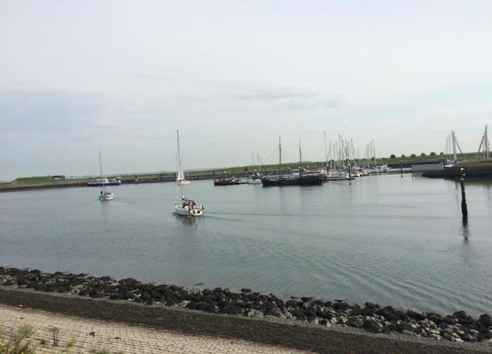 View from property 3, Holiday Home in Zeeland With Workation Setup, Kapelle