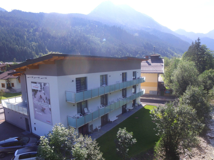 Exterior & Views 1, Apartment in Kleinarl near Ski Lift, Sankt Johann im Pongau