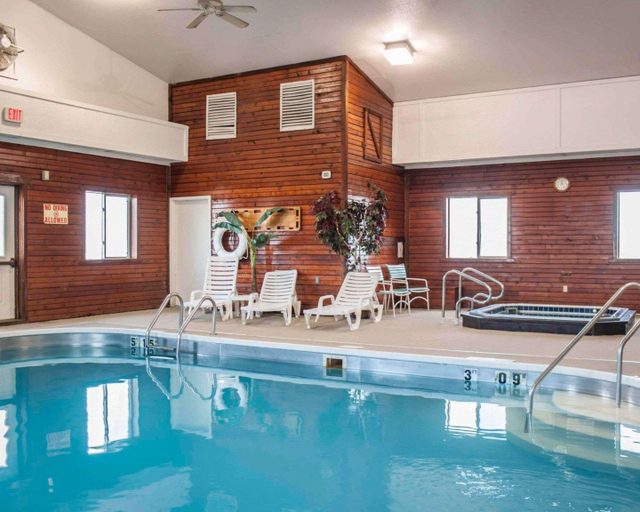 Sport & Beauty 4, Quality Inn Boonville - Columbia, Cooper