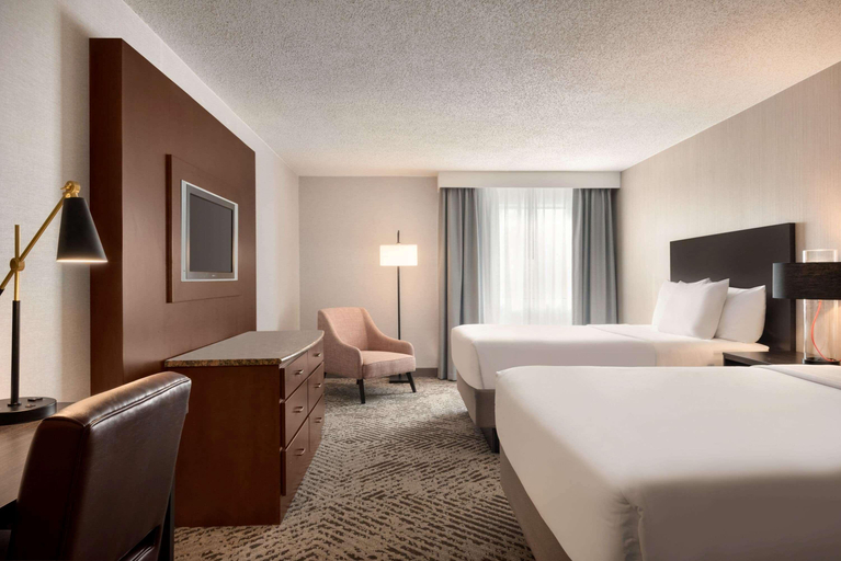 Bedroom 3, Wingate by Wyndham South Bend/Notre Dame, Saint Joseph