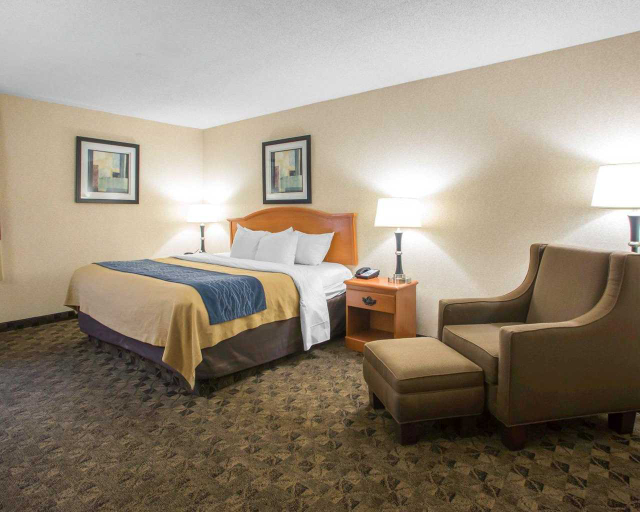 Bedroom 3, Quality Inn Portage, Porter