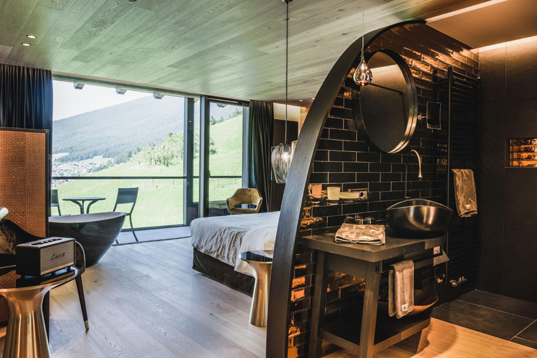 Bedroom 3, Alpin Garden Luxury Maison & Spa - Adults Retreat, Bolzano