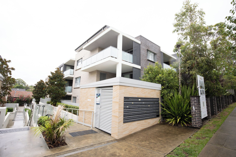 Exterior & Views, Kozyguru | Epping | Stylish 1 Bedroom Apartment, Sydney