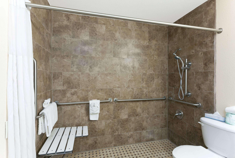 Bathroom 3, Days Inn by Wyndham Mission Valley/SDSU, San Diego