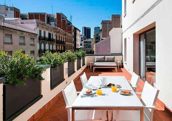 Others 5, Murmuri Residence Mercader, Barcelona