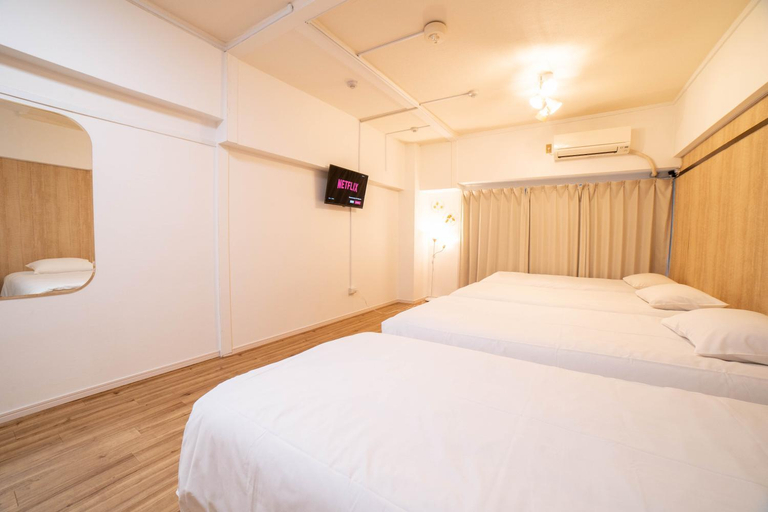Bedroom 1, UNE apartment hotel Osaka Namba, Osaka
