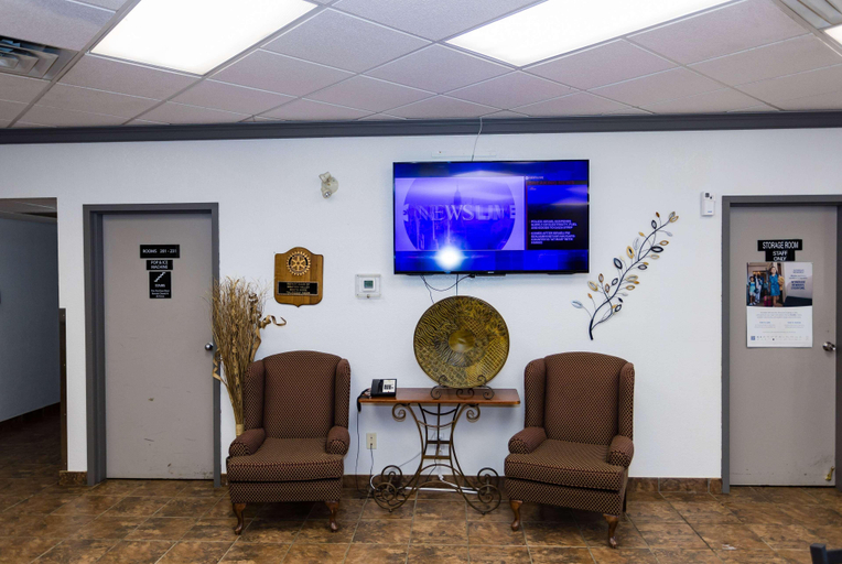 Public Area 3, Super 8 by Wyndham Drayton Valley, Division No. 11