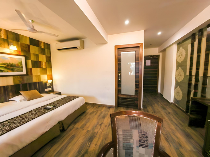 Bedroom 3, Hotel Maharana Inn , Mumbai Suburban