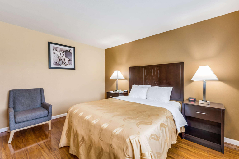 Bedroom 3, Quality Inn Cle Elum/Ellensburg, Kittitas
