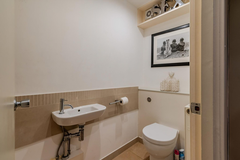 Bathroom 4, Beautiful Three Bedroom House in West London, London